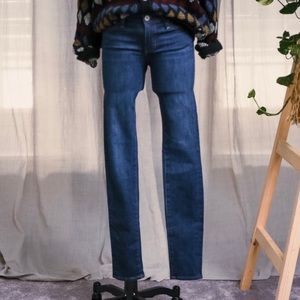 AG The Legging Super Skinny Jean